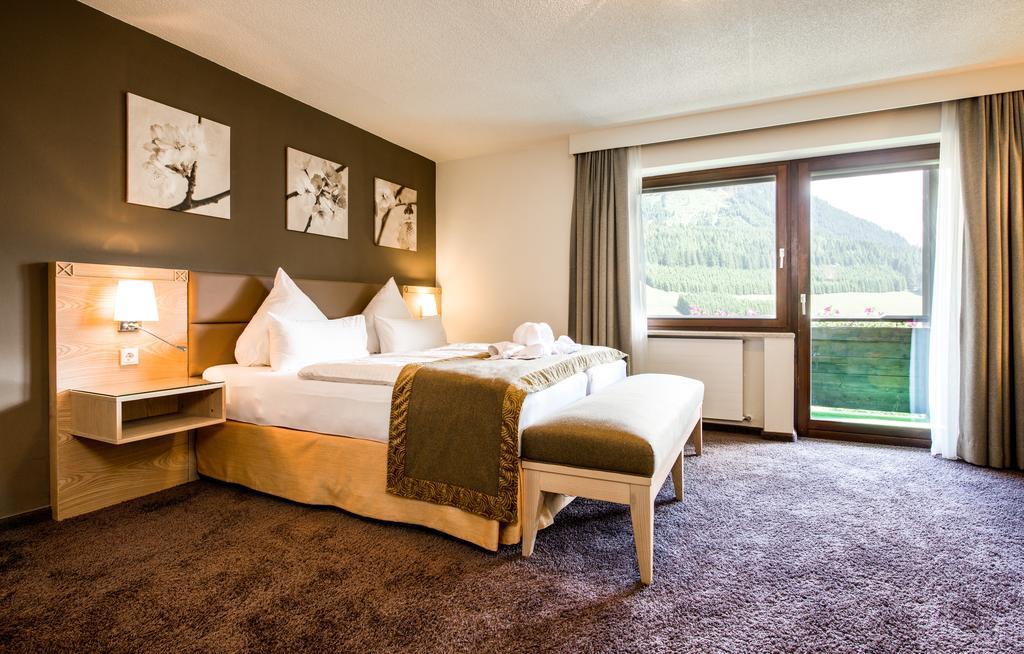 Hotel Witt แบร์วัง ภายนอก รูปภาพ